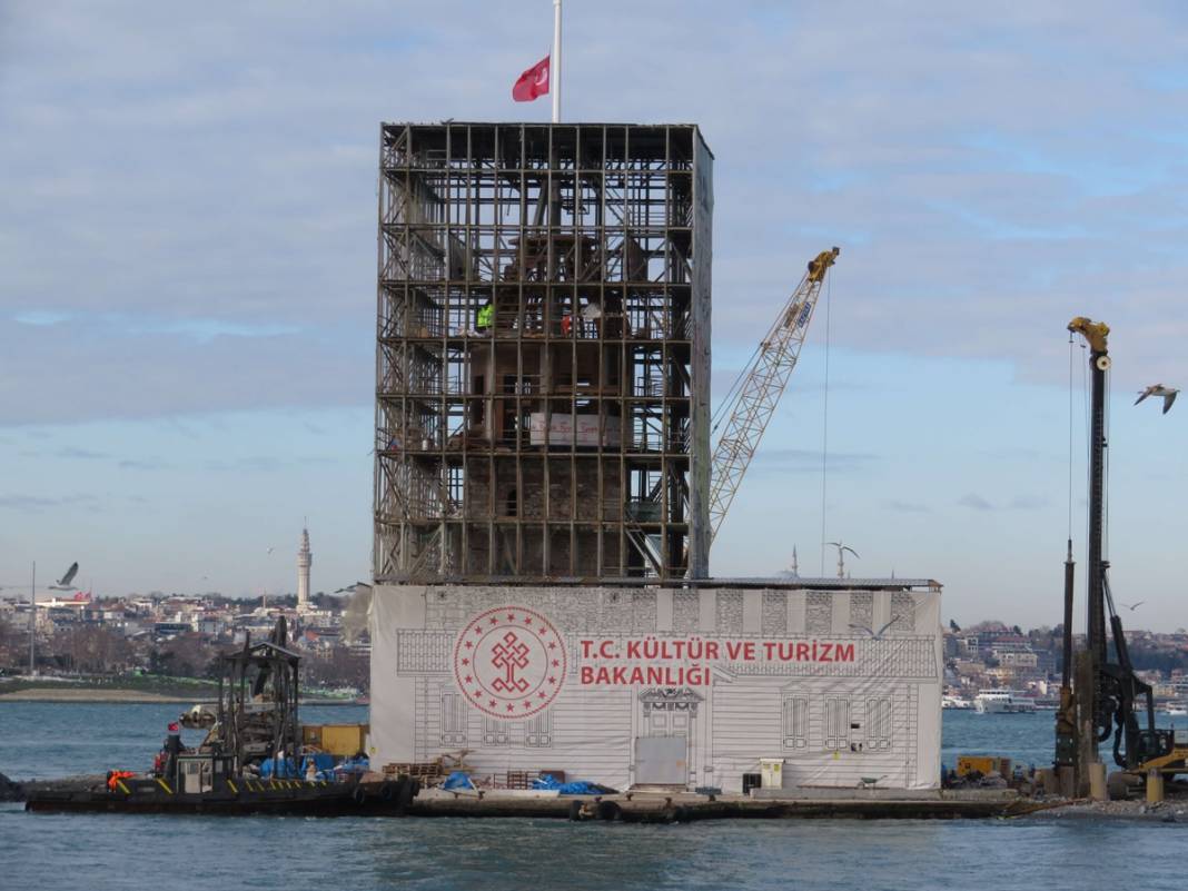 Kız Kulesi darmadağın olmuş! Son hali tartışma konusu oldu, işte restorasyonda son durum... 15